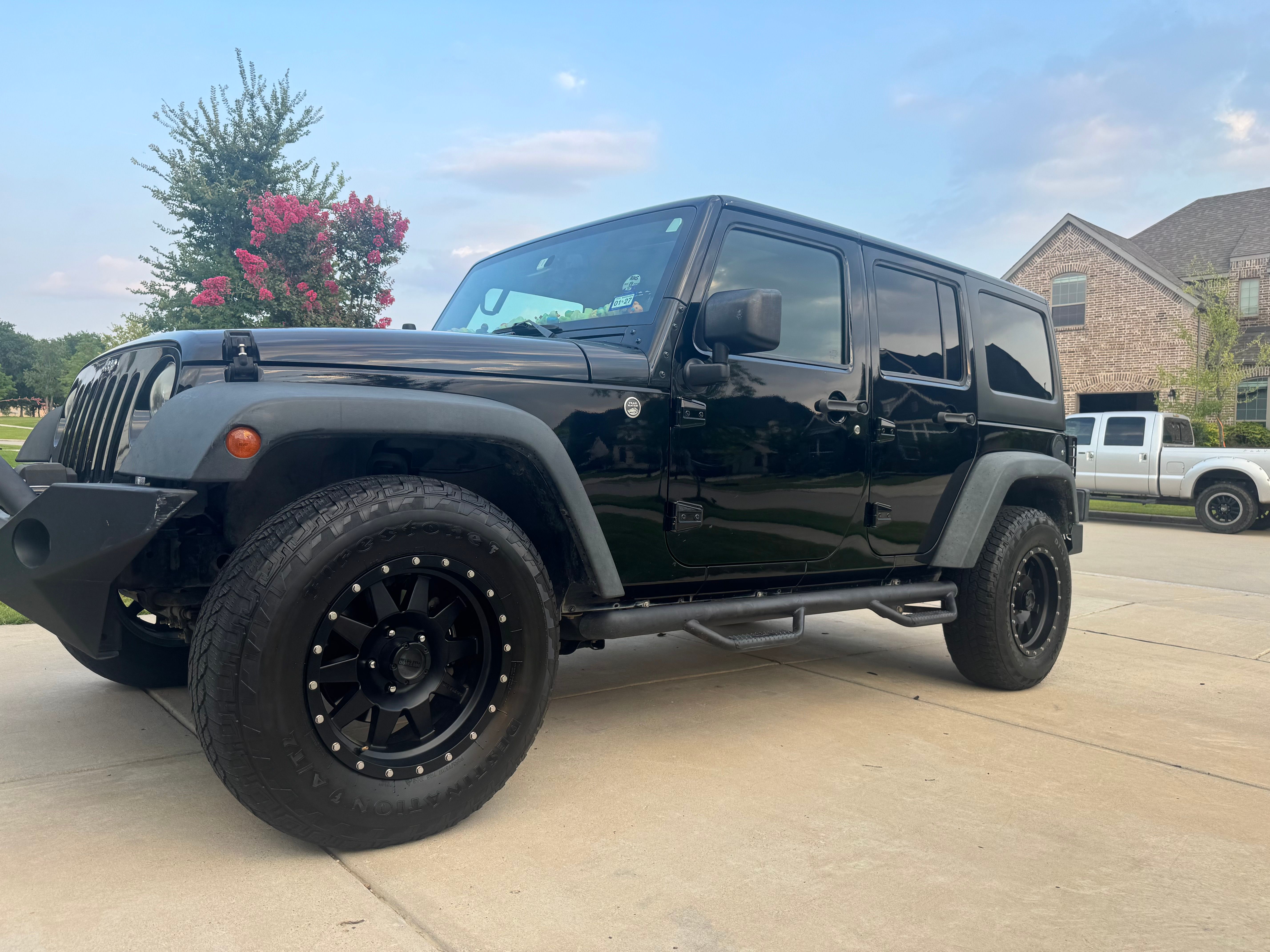 Used 2014 Jeep Wrangler Unlimited Sport w/ Quick Order Package 24S AWD/4WD image 1
