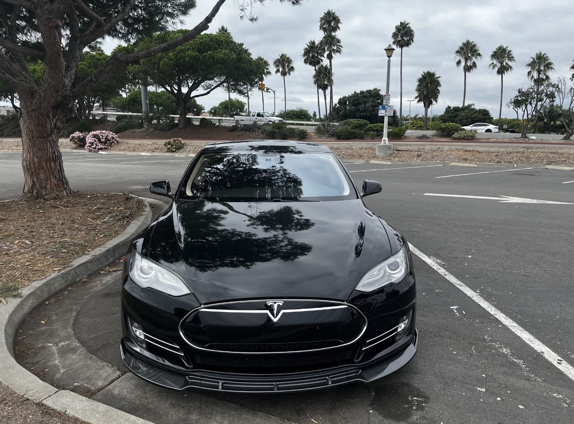 Used 2014 Tesla Model S P85 RWD image 4