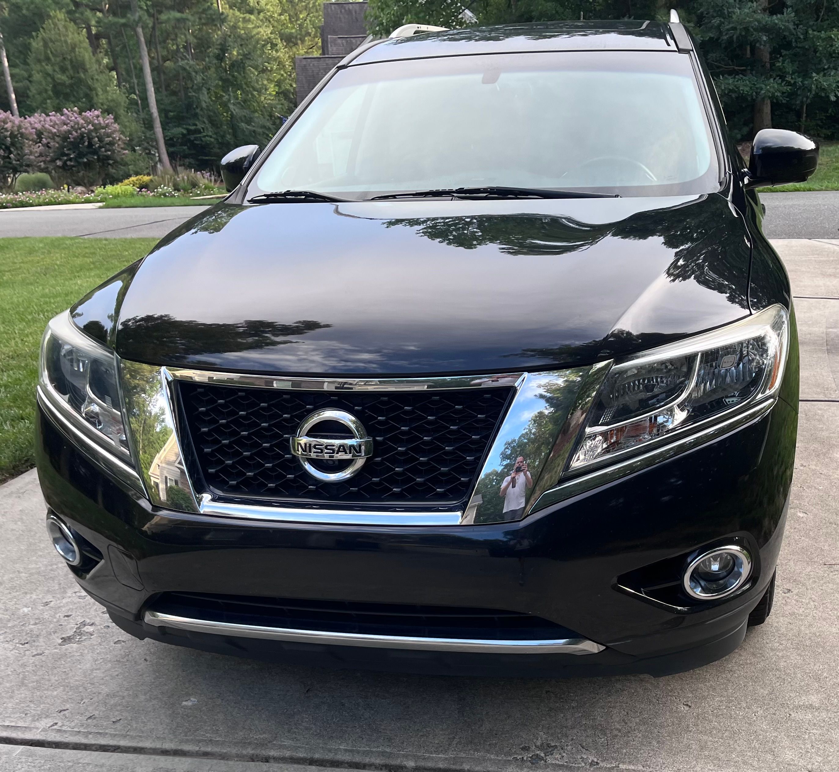Used 2015 Nissan Pathfinder SL w/ SL Premium Package AWD/4WD image 2