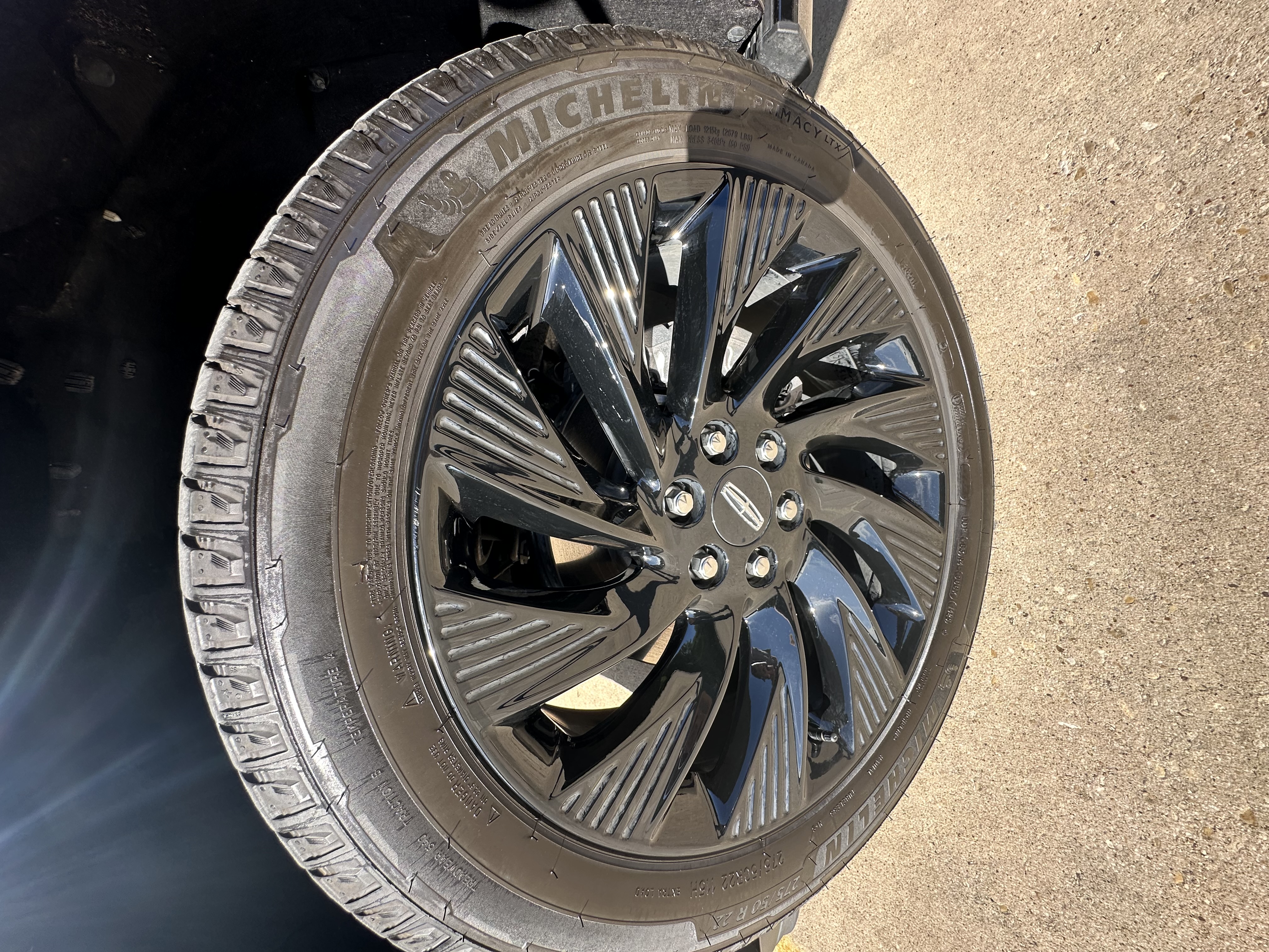 Used 2025 Lincoln Navigator Reserve w/ Jet Appearance Package AWD/4WD image 29