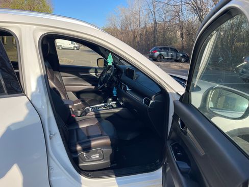 Used 2021 MAZDA CX-5 Signature image 16