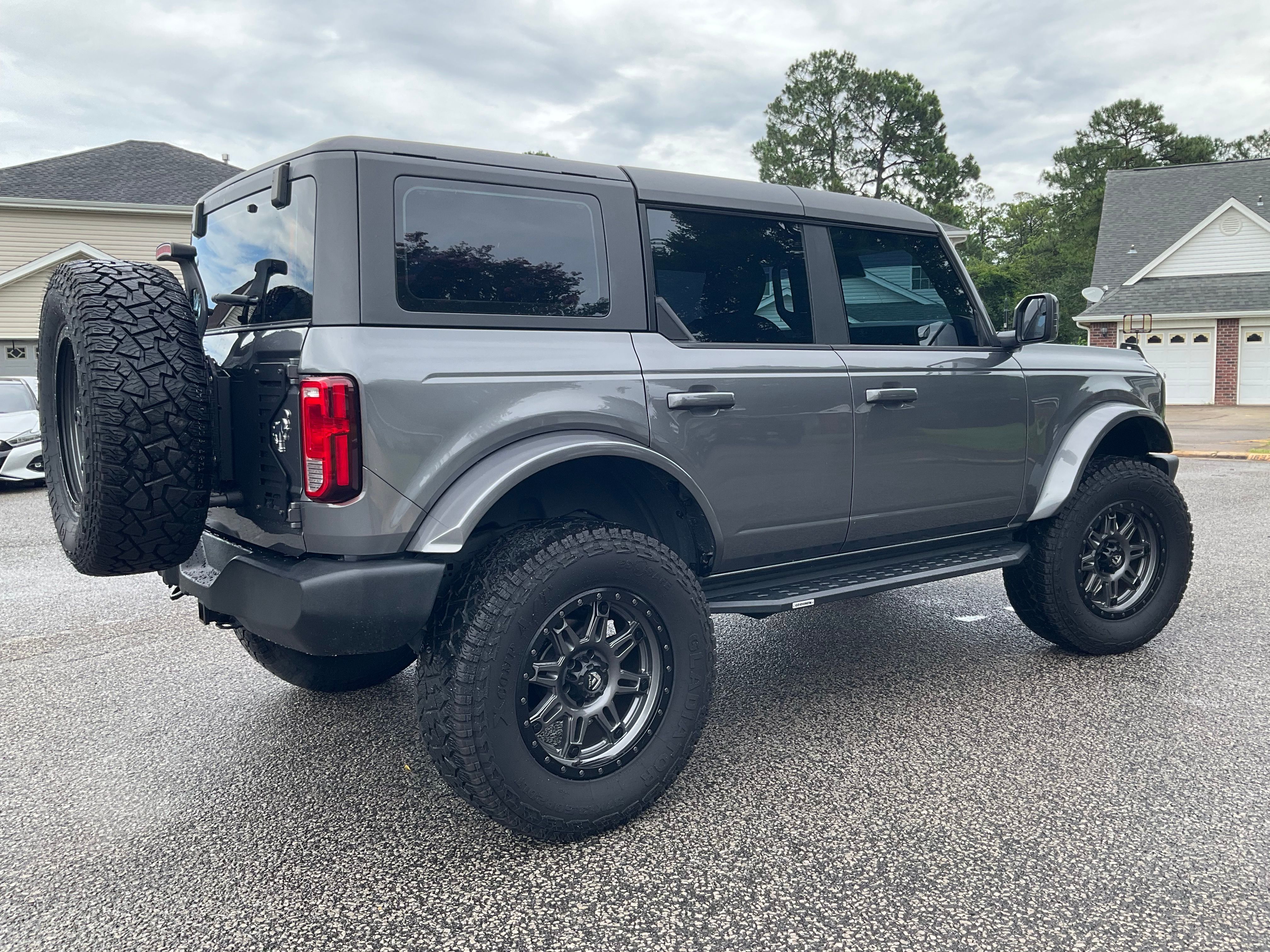 Used 2022 Ford Bronco 4-Door AWD/4WD image 5