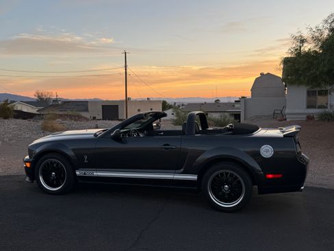 Used 2009 Ford Mustang Shelby GT500 RWD image 1