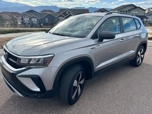 Used 2024 Volkswagen Taos S image 2