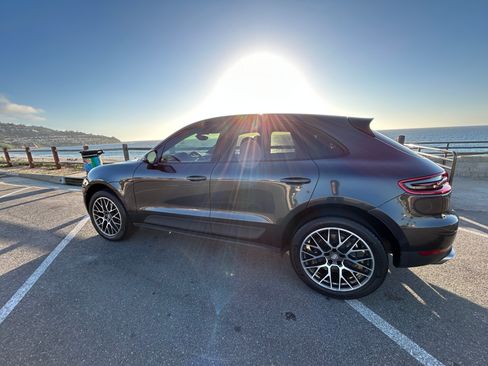 Used 2018 Porsche Macan Sport Edition image 8