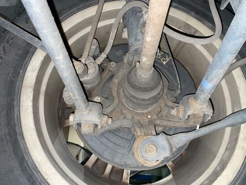 Used 2010 Toyota Highlander Limited image 30