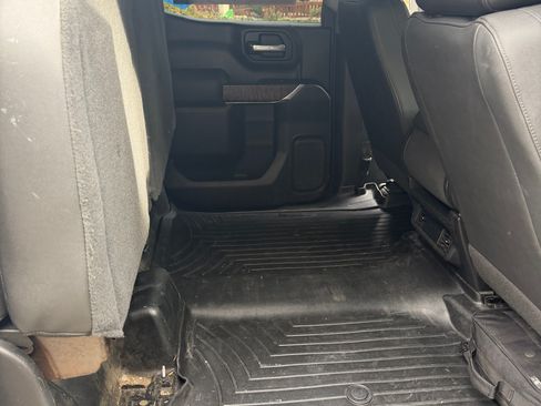 Used 2019 Chevrolet Silverado 1500 W/T w/ Trailering Package image 18