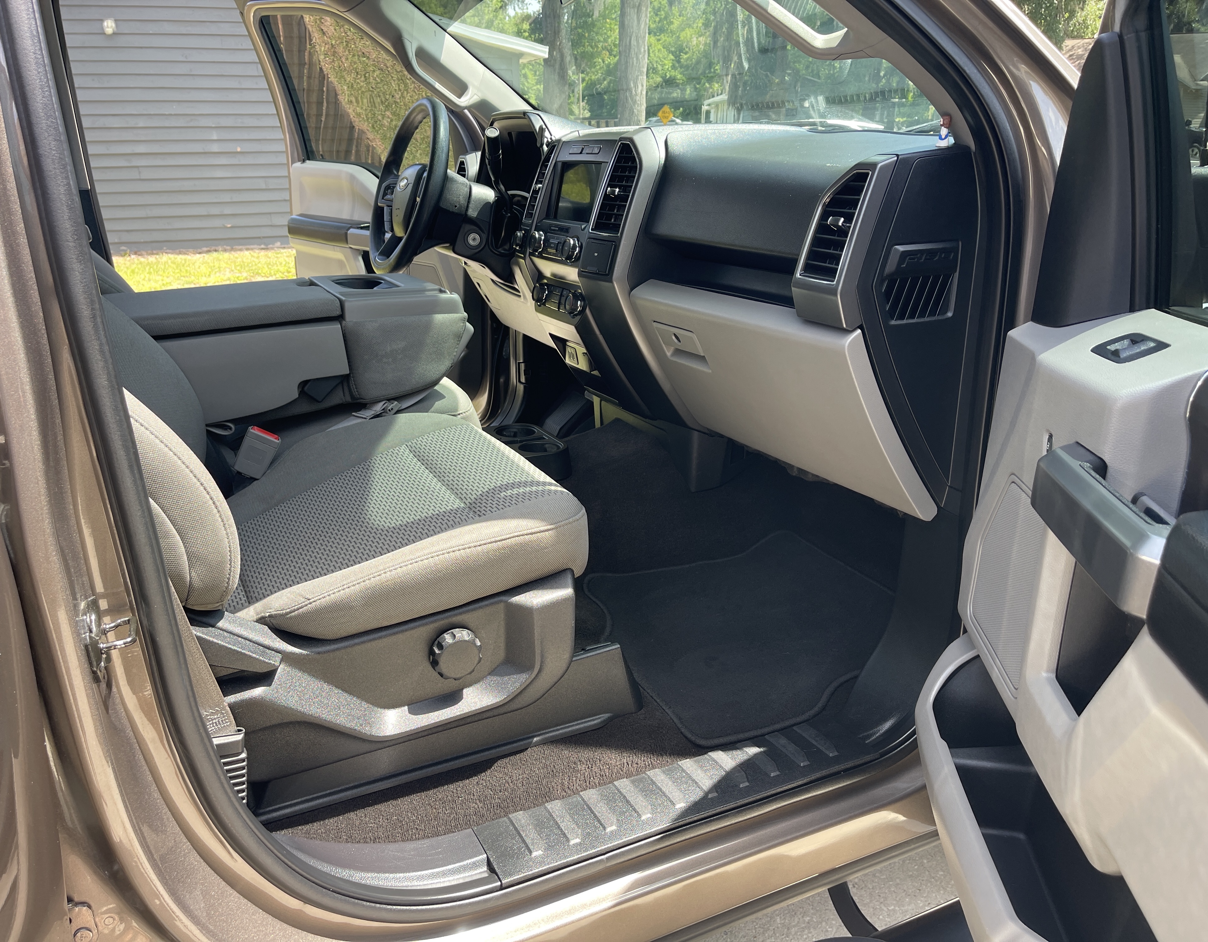 Used 2019 Ford F150 XLT AWD/4WD image 12