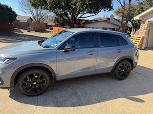 Used 2024 Honda HR-V Sport image 2