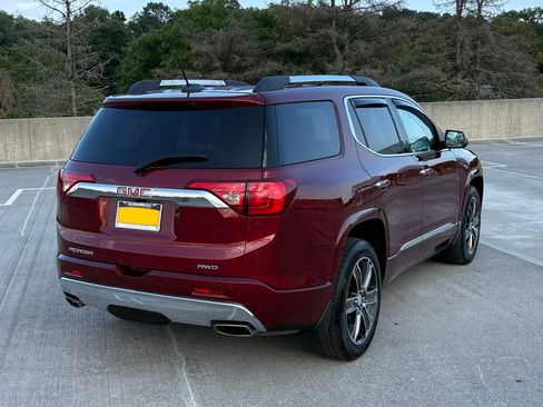 Used 2017 GMC Acadia Denali w/ Technology Package AWD/4WD image 8