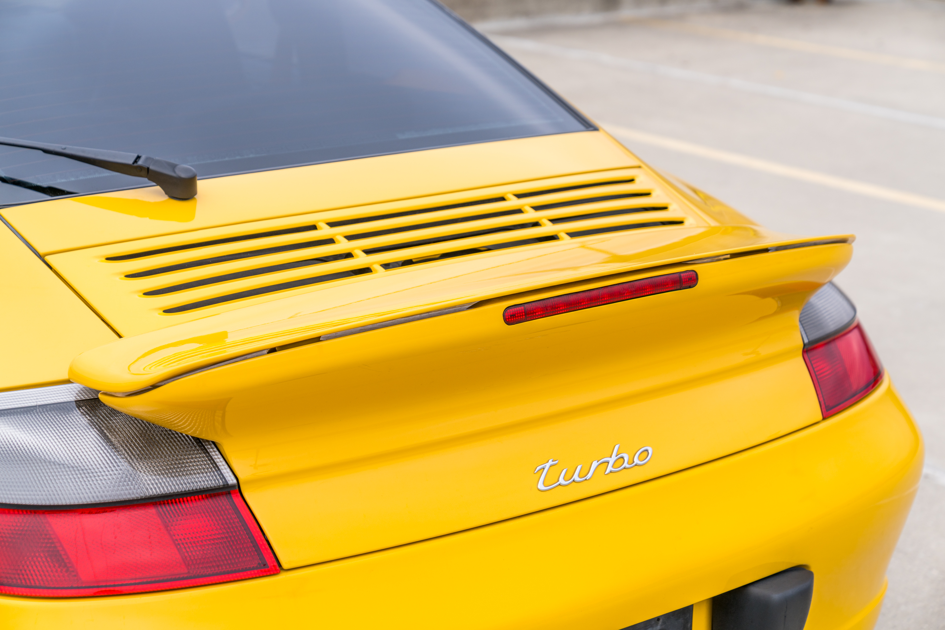 Used 2001 Porsche 911 Turbo AWD/4WD image 17