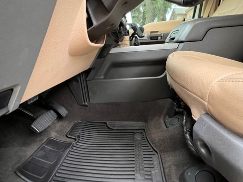 Used 2016 Ford F250 Lariat w/ Lariat Ultimate Package image 18