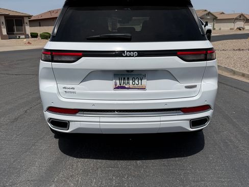 Used 2024 Jeep Grand Cherokee Summit w/ Adv Protech Group IV image 11