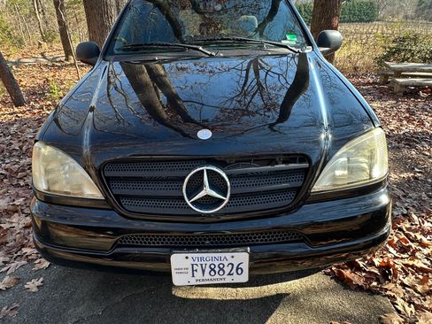 Used 1998 Mercedes-Benz ML 320 ML 320 Sport Utility 4D image 9