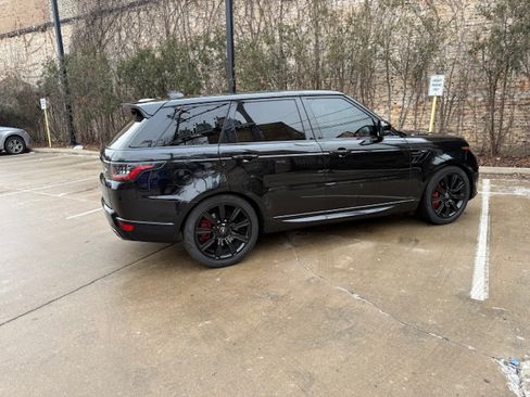 Used 2019 Land Rover Range Rover Sport HST image 10