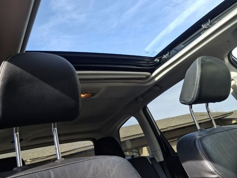 Used 2015 Subaru Forester 2.5i Limited image 9