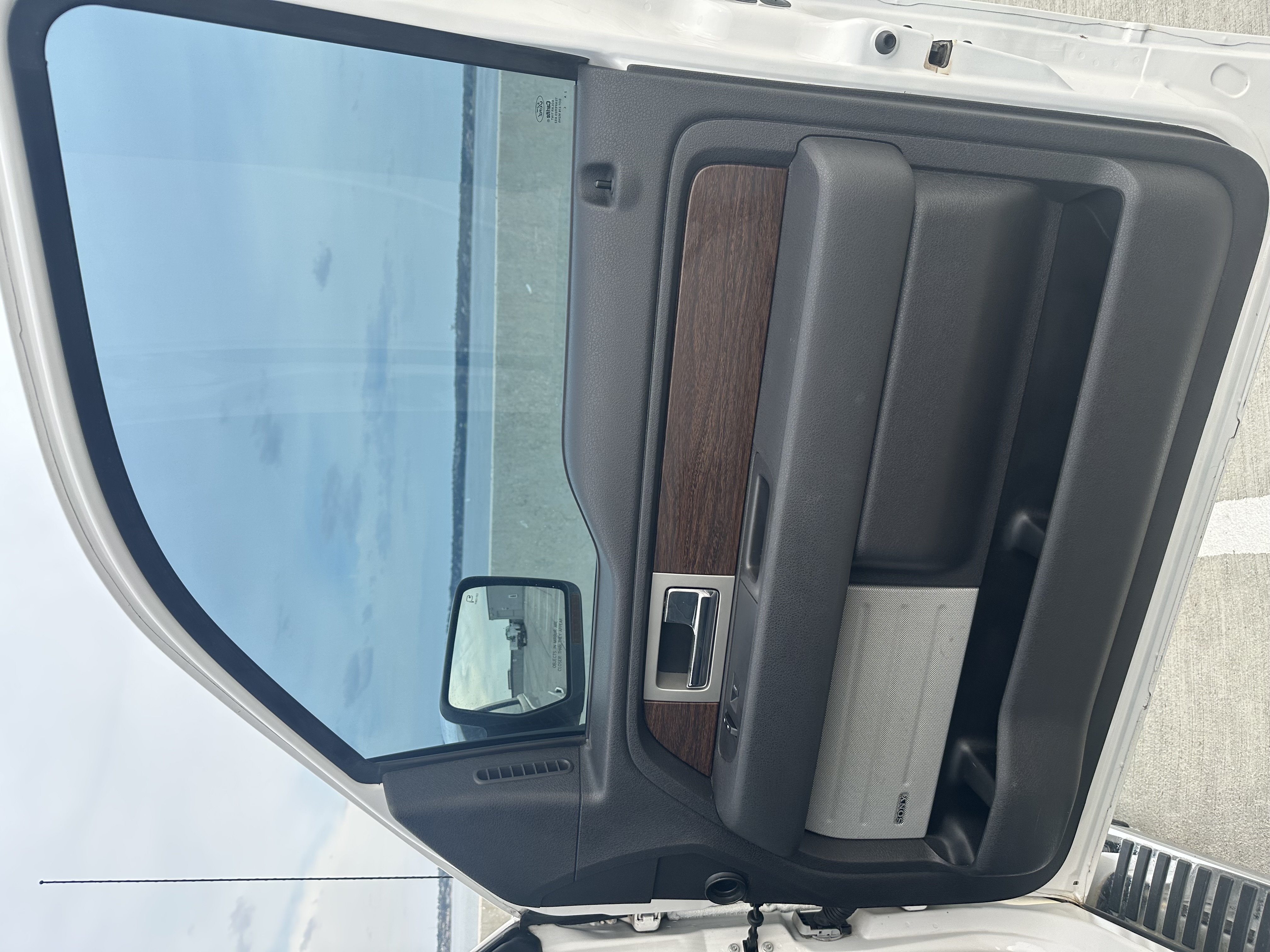 Used 2013 Ford F150 Lariat w/ Luxury Equipment Group AWD/4WD image 18