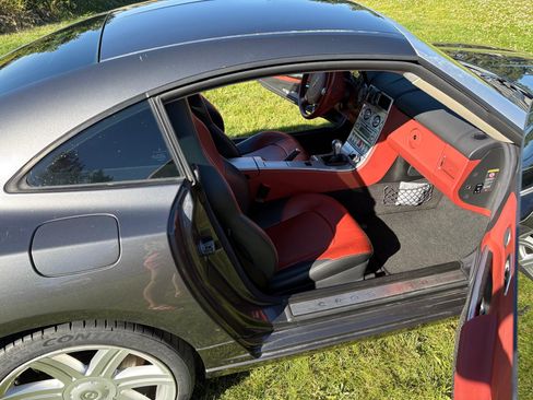 Used 2004 Chrysler Crossfire Coupe RWD image 15