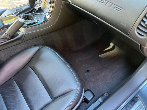 Used 2011 Chevrolet Corvette Grand Sport w/ Preferred Equipment Group image 13