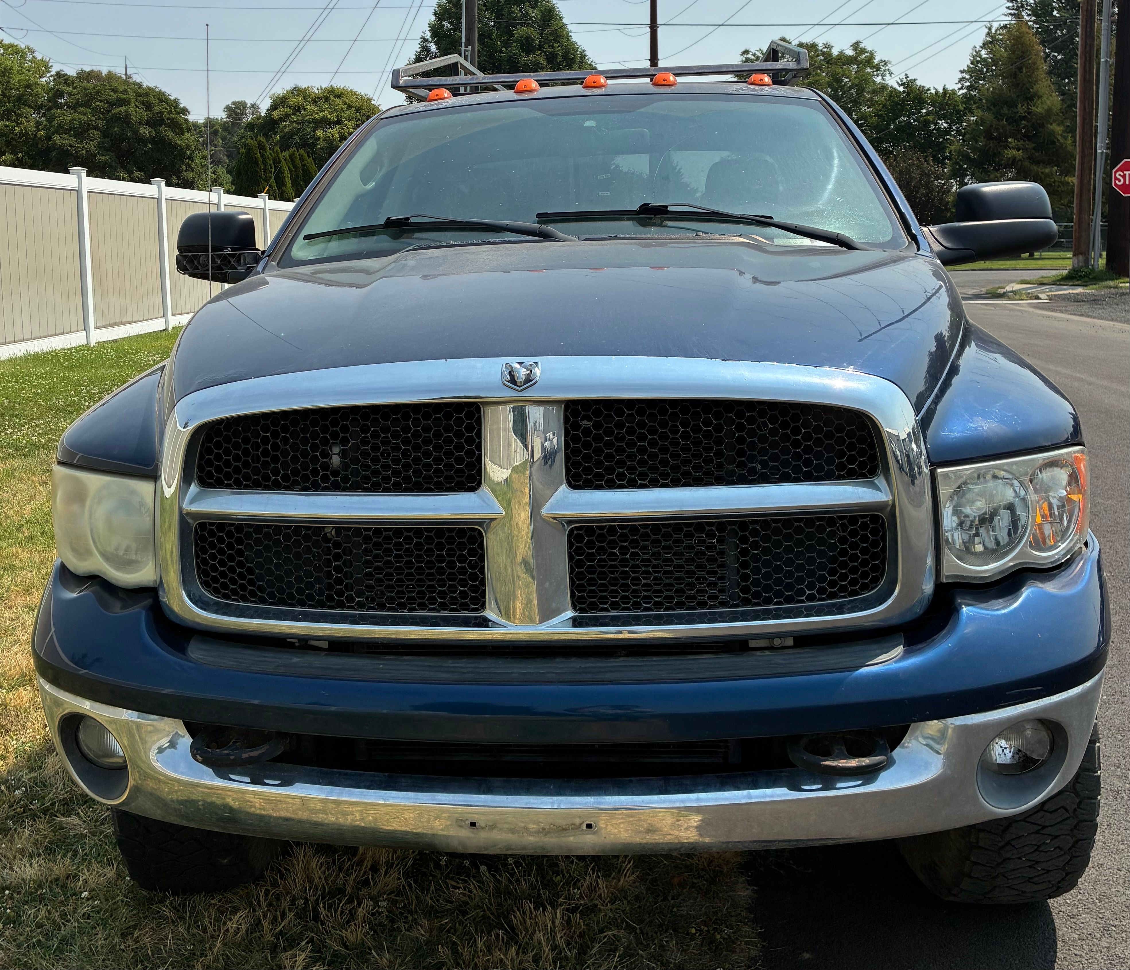 Used 2004 Dodge Ram 3500 Truck SLT w/ Trailer Tow Group AWD/4WD image 4