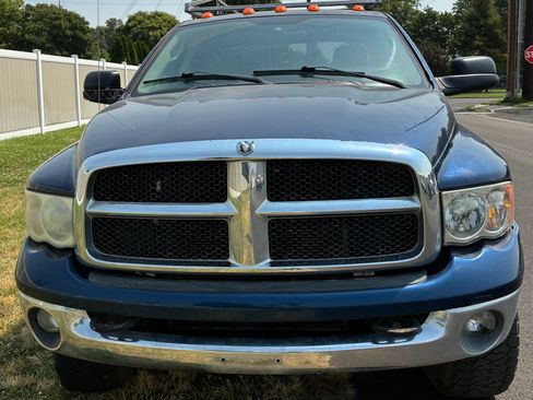 Used 2004 Dodge Ram 3500 Truck SLT w/ Trailer Tow Group AWD/4WD image 4