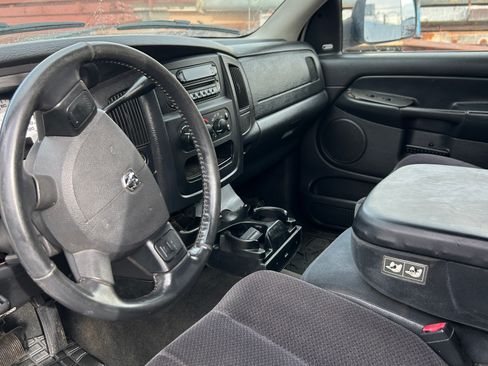 Used 2005 Dodge Ram 2500 Truck SLT w/ Quad Cab Big Horn Value Group image 8