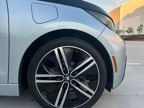 Used 2015 BMW i3 w/ Range Extender image 9