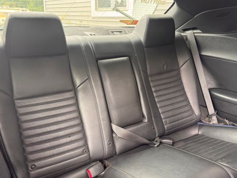 Used 2013 Dodge Challenger R/T Plus RWD image 23