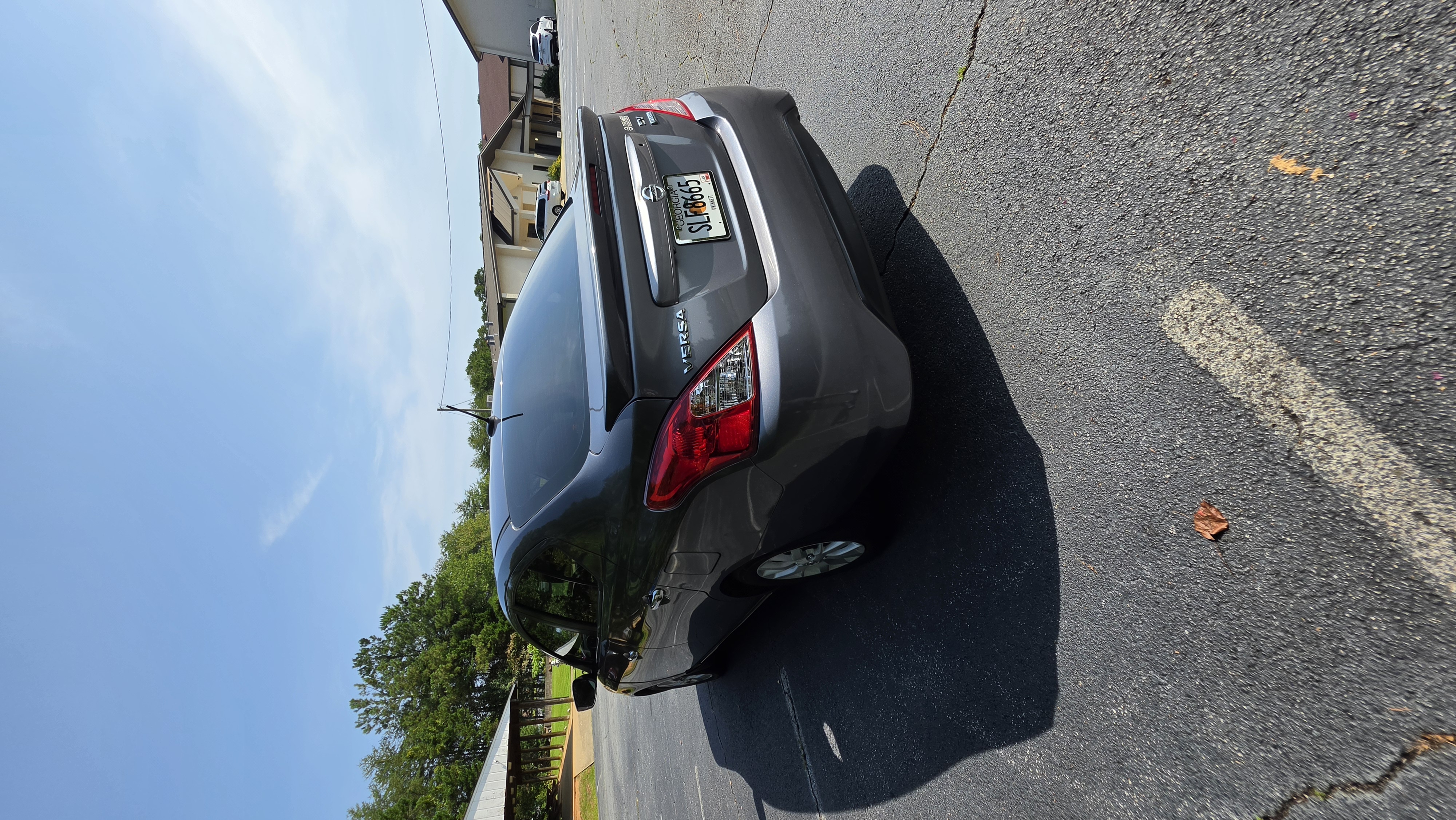 Used 2019 Nissan Versa SV w/ SV Special Edition Package FWD image 8