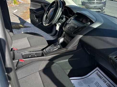 Used 2018 Ford Focus S image 15