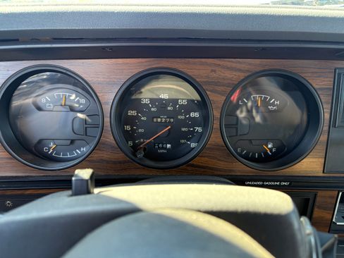 Used 1993 Dodge D/W Truck 250 image 16