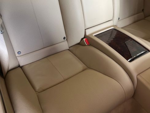 Used 2013 Mercedes-Benz CL 550 4MATIC image 10