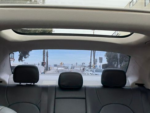 Used 2017 Mercedes-Benz C 300 4MATIC Sedan image 14