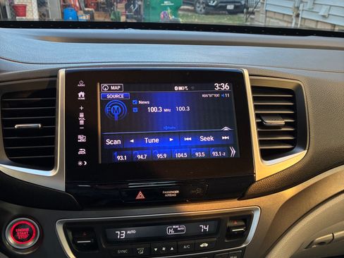 Used 2017 Honda Ridgeline RTL-T image 24
