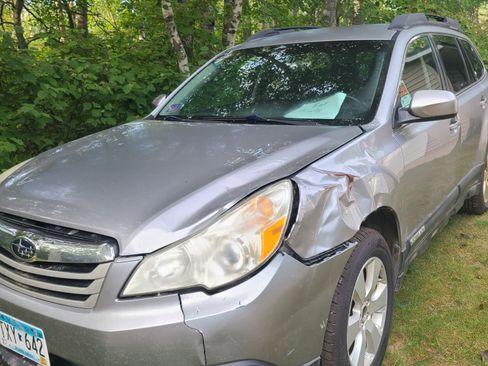 Used 2010 Subaru Outback 2.5i Premium AWD/4WD image 11