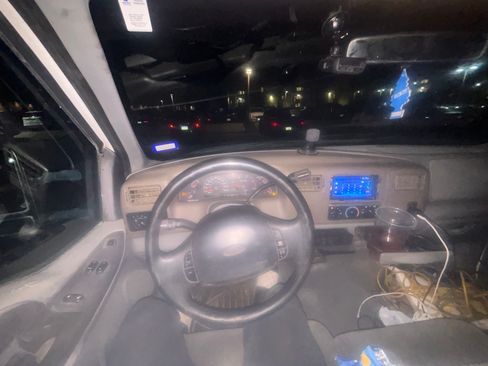 Used 2002 Ford F250 2WD SuperCab Super Duty image 12