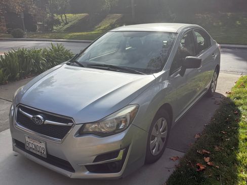 Used 2016 Subaru Impreza 2.0i image 2