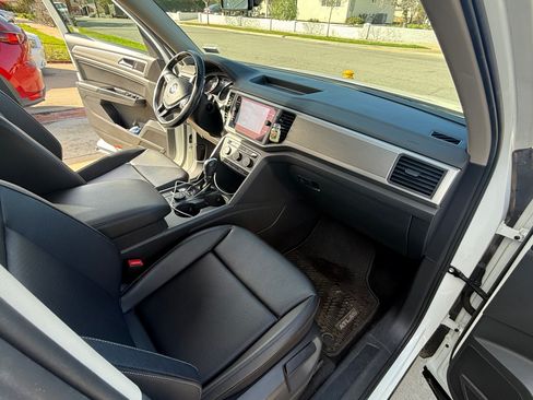 Used 2018 Volkswagen Atlas SE image 8