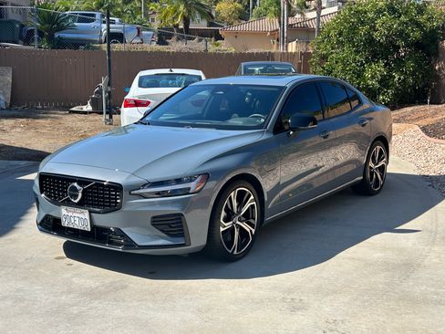 Used 2023 Volvo S60 T8 Plus w/ Climate Package image 8