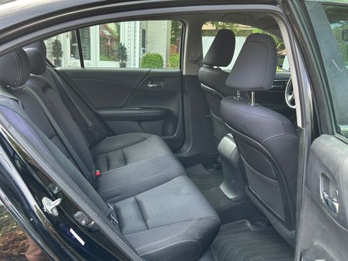 Used 2013 Honda Accord Sport image 11