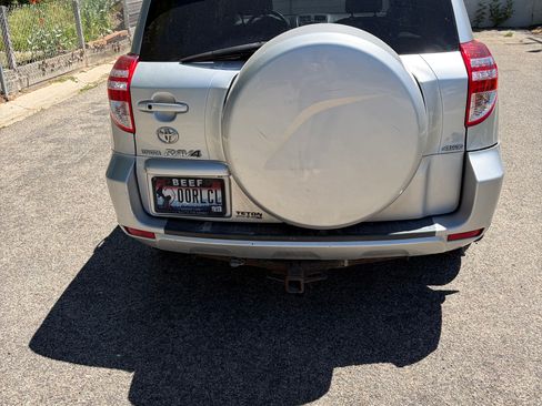 Used 2010 Toyota RAV4 Limited AWD/4WD image 6