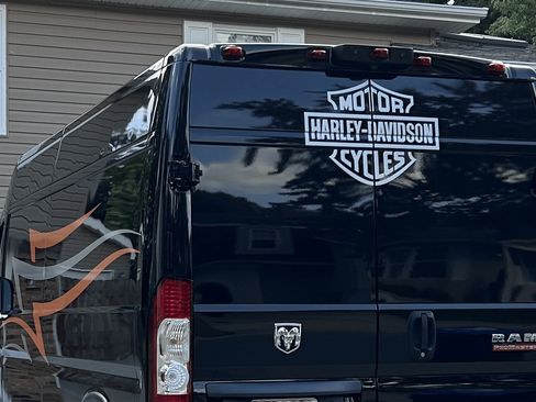 Used 2018 RAM ProMaster 2500 w/ Premium Appearance Group FWD image 18