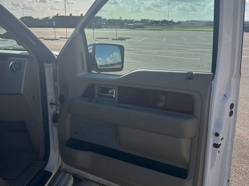 Used 2009 Ford F150 King Ranch AWD/4WD image 15