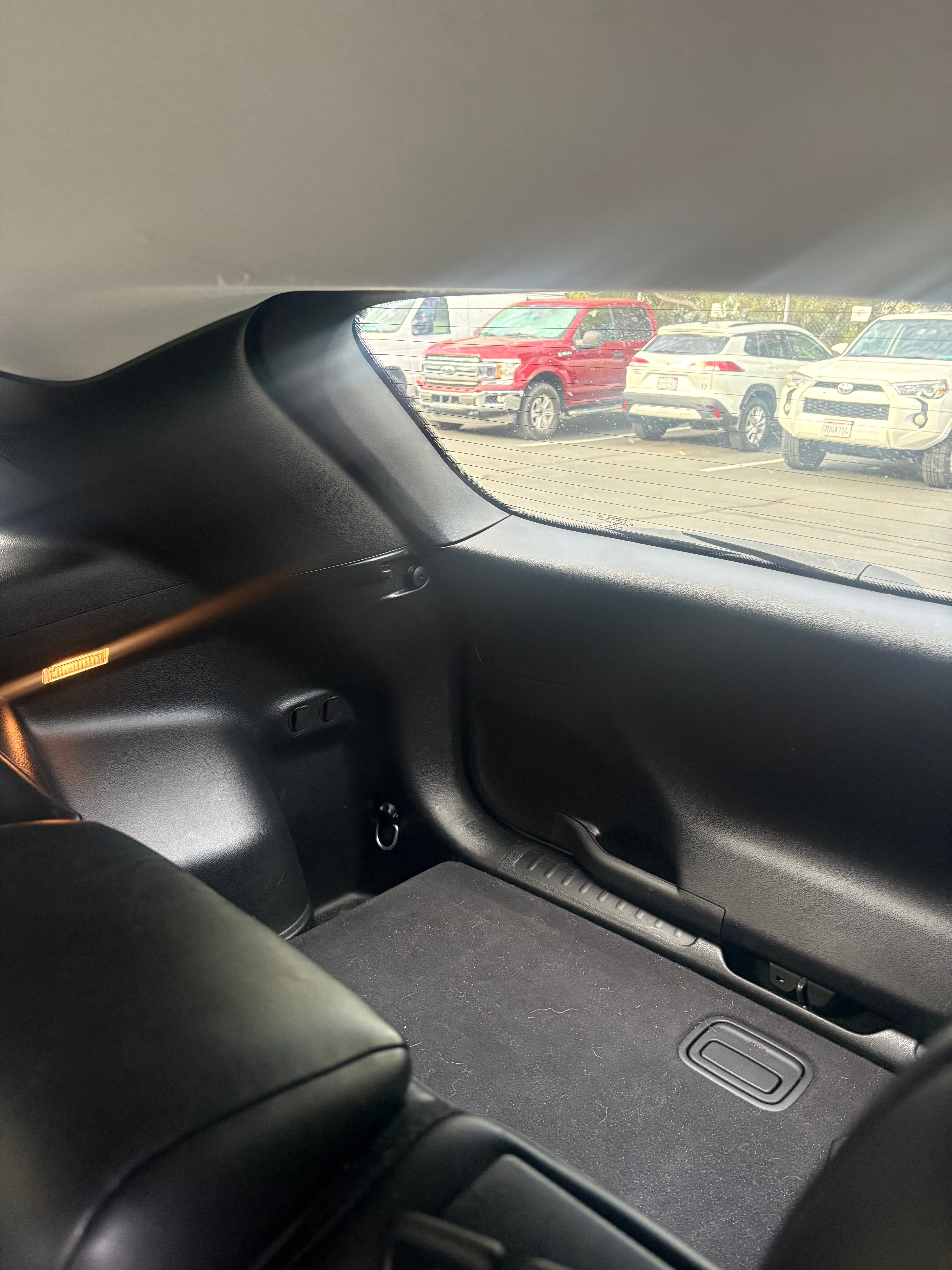 Used 2019 Jeep Cherokee Latitude Plus FWD image 9