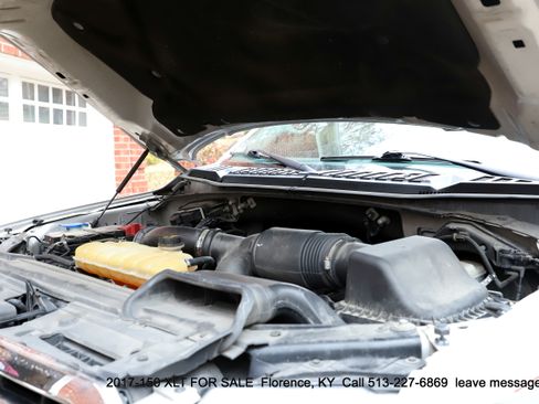 Used 2017 Ford F150 XLT w/ Equipment Group 302A Luxury image 29