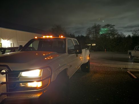 Used 2006 Chevrolet Silverado 3500 LT w/ Heavy-Duty Power Package image 24