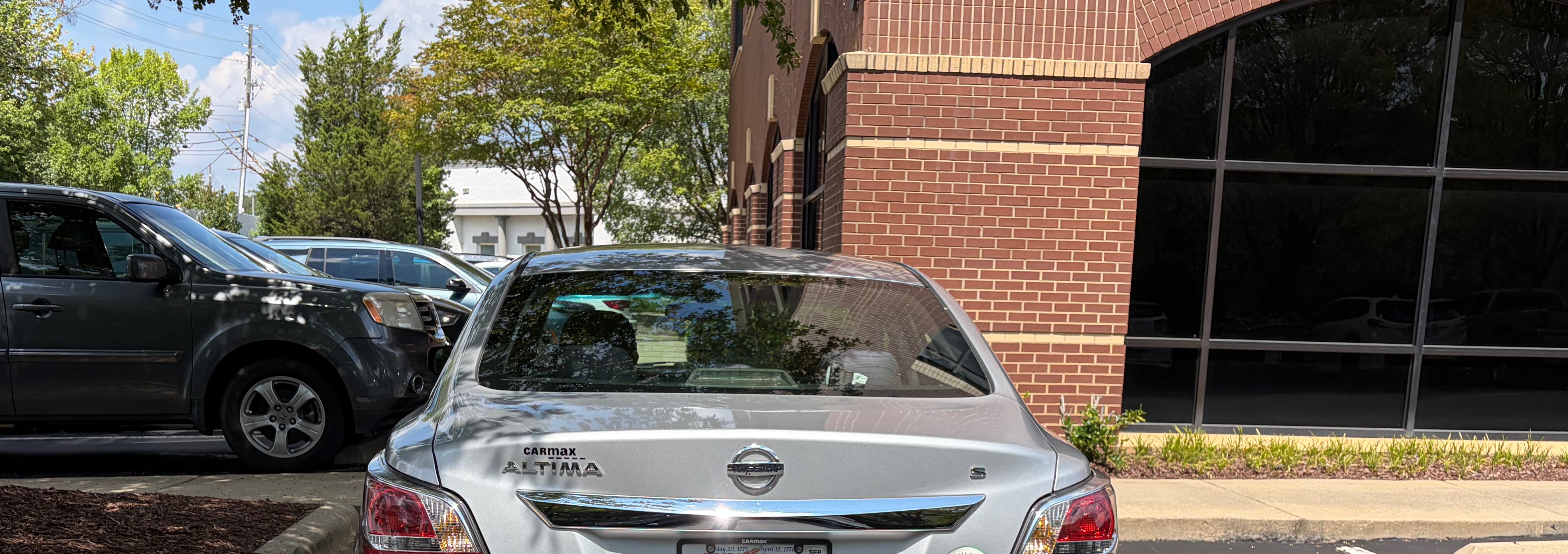 Used 2015 Nissan Altima 2.5 S w/ Power Driver Seat Package FWD image 1