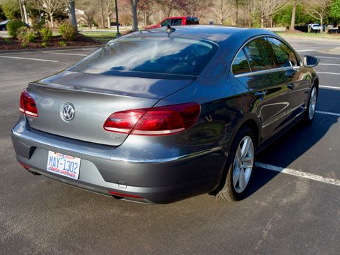 Used 2013 Volkswagen CC Sport image 4