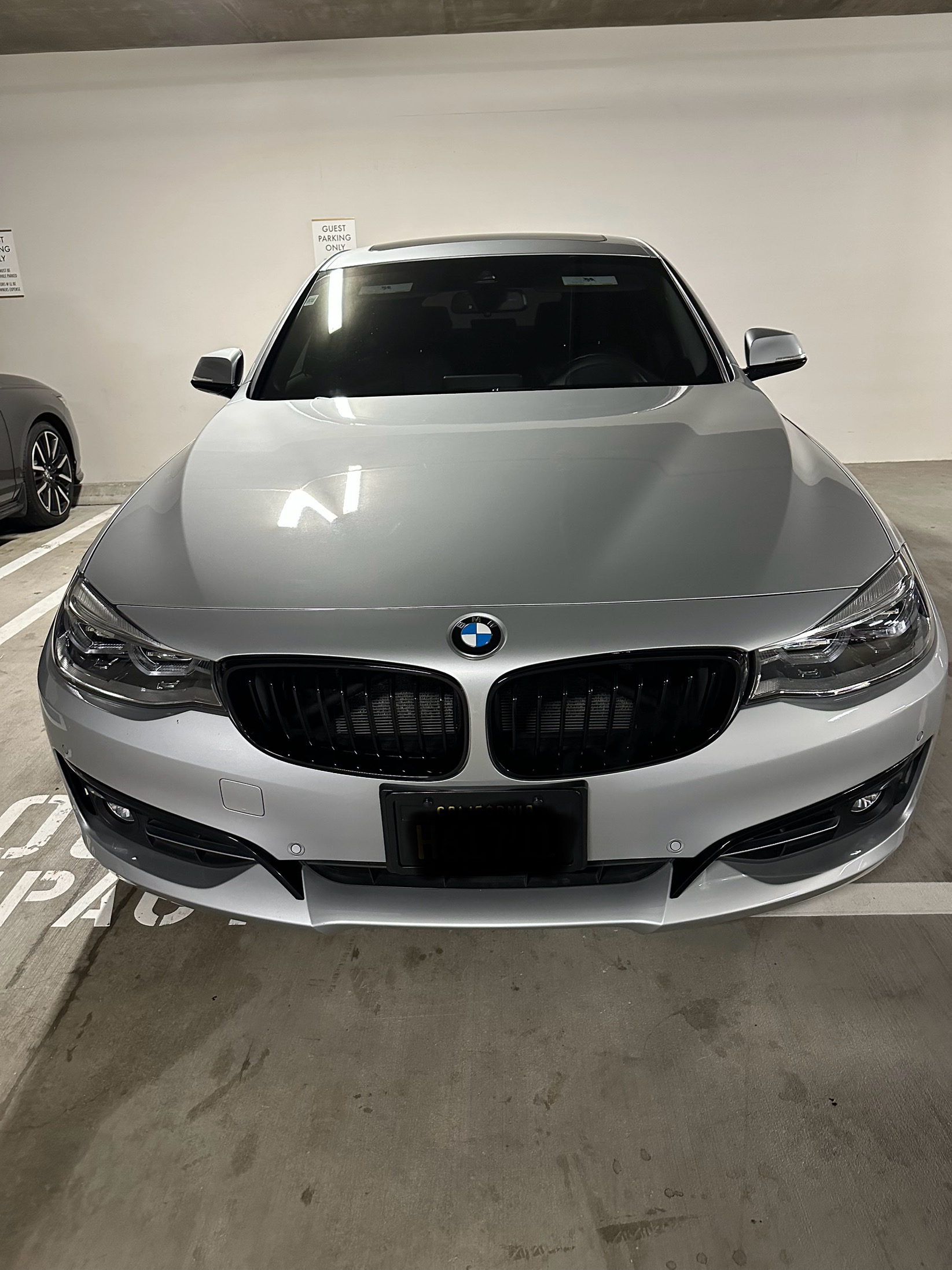 Used 2018 BMW 330i Gran Turismo xDrive AWD/4WD image 9