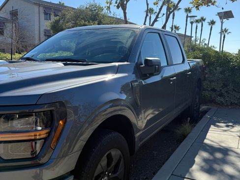 Used 2025 Ford F150 STX w/ Equipment Group 200A image 11